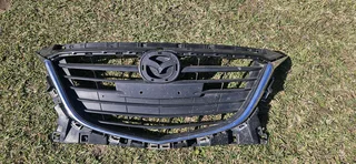 MAZDA 3 GRILL