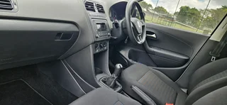 2023 VW POLO VIVO 1.4i ** LOW KMS ** IMMACULATE ** FUEL SAVER...