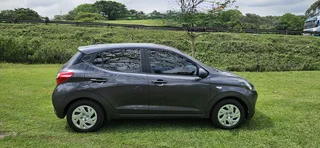 2022 HYUNDAI GRAND i10 ** SPORTY HATCH ** FUEL SAVER...