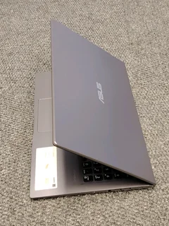 Asus VivoBook | Core i7 10th Gen | 8GB RAM | 512GB SSD