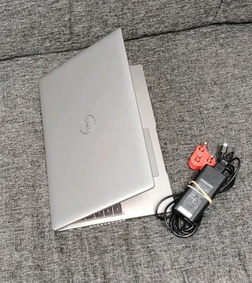 Laptop Dell Latitude 5530 Series is Great Condition 15.6-Inch Full HD Touchscreen 12th Gen Intel Cor