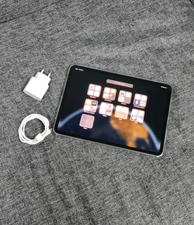 iPad Pro 11-Inch M4 Chip 1TB WiFi and Cellular