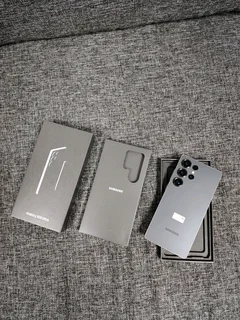 Brand New Samsung Galaxy S25 Ultra