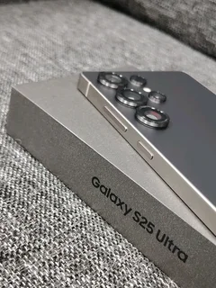 Brand New Samsung Galaxy S25 Ultra