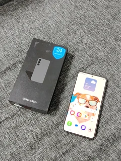Samsung Galaxy S24 Plus in Excellent condition