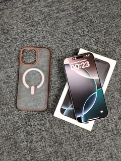 iPhone 16 Pro Max 256GB White Titanium