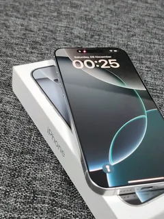 iPhone 16 Pro Max 256GB White Titanium