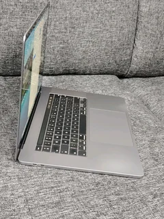 16-Inch MacBook Pro 2019 | intel Core i9 CPU | 16GB RAM | 1TB Storage