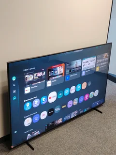 Brand new Samsung Galaxy 75&#34; Crystal UHD TV