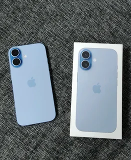 New iPhone 17 256GB Mist Blue in Excellent Condition