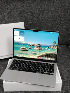 13-inch MacBook Air M2 Chip | New Condition