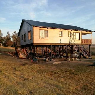 2 Bedrooms 0687755560 Bathroom Kitchen open plan and Nutec