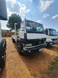 2015 Tata 1518 Dropside Call me Gabriel Gilbert from Sell My Truck0626537217
