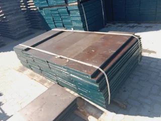  SHINE BRIGTH WITH THE BEST!  Expert Formwork Solutions! 