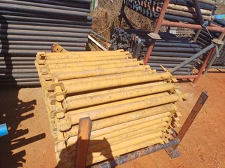  Scaffolding &amp; Formwork Experts! Selling Material At Low Low Prices!!