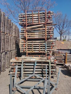 ⚙️ Your Project, Our Power! Scaffolding That Delivers Strength and Safety!