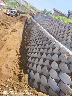 TAR ASPHALT &amp;  RETAINING WALLS