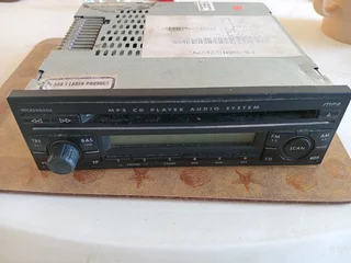 Car radio in good condition