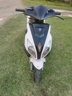 Janway scooter 125cc