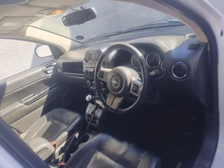 Jeep compass 2.0 auto 142000kms R89 900 tradings welcome