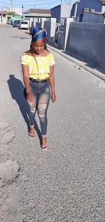 Im looking for the job as a housekeeper and nanny