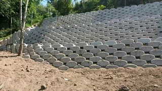 Tarring paving retaining walls concrete and painting