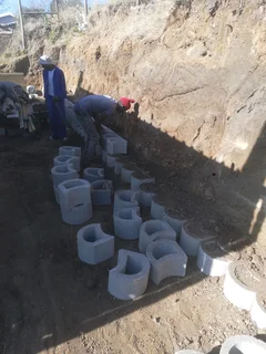 My name is Amos I&#39;m looking for a job