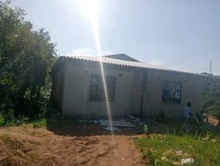 I'm looking for a job brick work plastering penting clining roof tiling