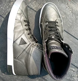 Men's size 12 Guess sneakers