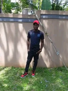 I'm looking for a job as garden boy I'm hard work