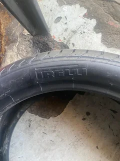 255/35 R18 Pirelli Runflat at 90% .call/whatsapp The Tyre Angel 0734170832