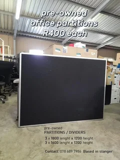 Pre-owned Office Partitions