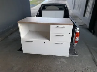 PRE-OWNED MULTIPURPOSE CUPBOARD