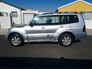 2006 Mitsubishi Pajero 3.2 DID 4×4 Automatic 7 seater
