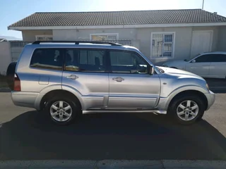 2006 Mitsubishi Pajero 3.2 DID 4×4 Automatic 7 seater