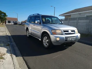 2006 Mitsubishi Pajero 3.2 DID 4×4 Automatic 7 seater