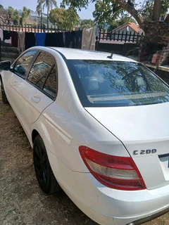 Mercedes benz C200 R80000