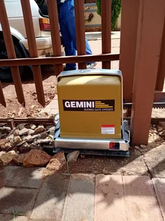 Electric fencing &amp; gate motor installation and repairs