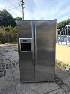 Aeg ice &water dispencer fridge freezer delivery optional