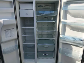 Aeg water &amp; ice dispencer fridge freezer delivery optionalal