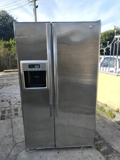 Aeg water & ice dispencer fridge freezer delivery optional