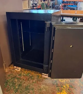 Looking for someone to sell goods on our companys behalf.