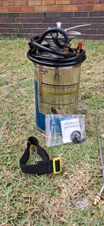 Solar Panel Cleaning Service - Gravitron