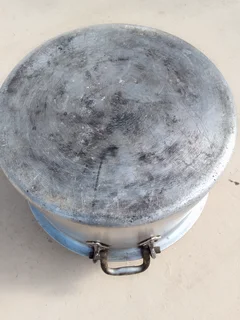 Pot - Ad posted by Maya