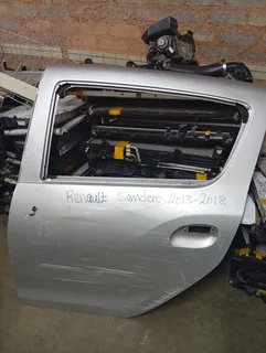 Renault Sandero Door Left Back