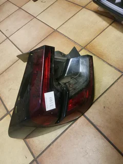 RENAULT KIGER TAIL LIGHT