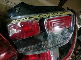MAHINDRA KUV100 TAIL LIGHT