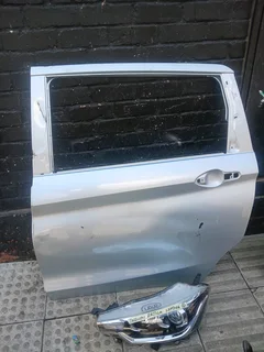 SUZUKI ERTIGA LEFT BACK DOOR