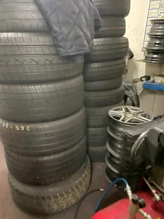 Second hand tyres and rims for sale