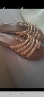 Ladies sandals